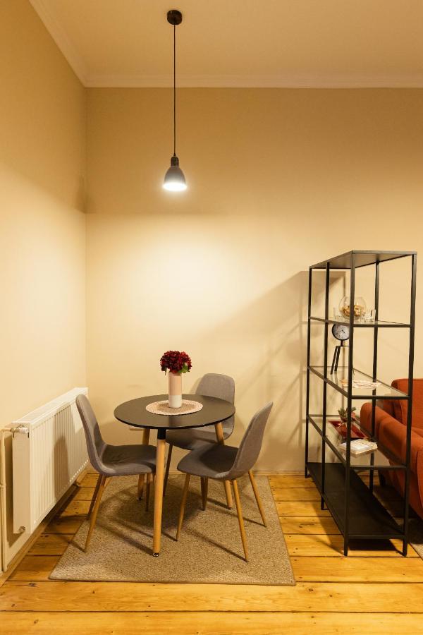 Chic Apartment In Historical City Center Timişoara Exteriör bild